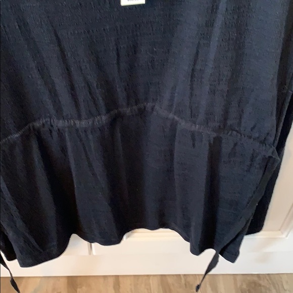 🆕Max Studio Blouse - Picture 4 of 7